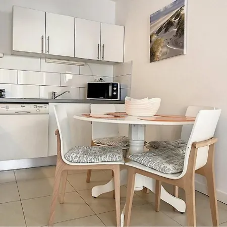Cosy Pour 4 Pers A 2 Pas De La Plage, Deco Soignee, Cuisine Equipee - Fr-1-236-149 Appartamento *